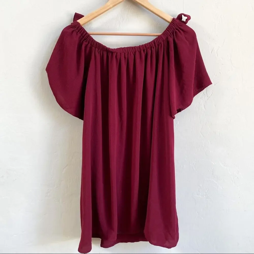 She + Sky Silk Maroon‎ Off The Shoulder Tie Dress